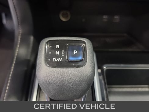 Used 2022 Nissan Pathfinder SL AWD/4WD image 24
