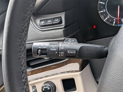 Used 2018 Cadillac Escalade Luxury image 29