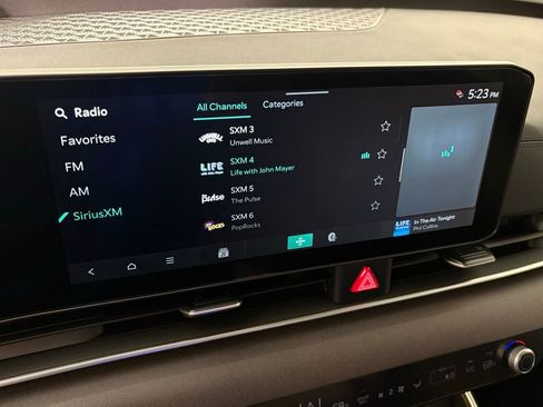 New 2026 Kia Carnival EX FWD image 25