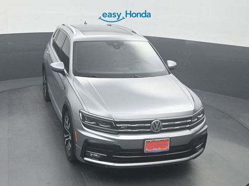 Used 2019 Volkswagen Tiguan SEL Premium image 19