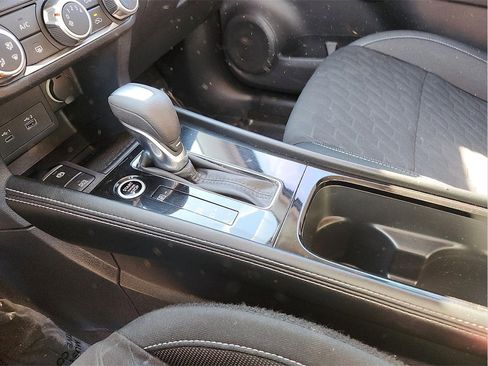 Used 2024 Nissan Kicks SV image 25