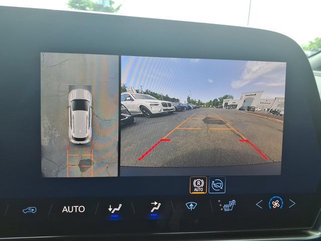 Used 2026 Chevrolet Equinox EV LT w/ Comfort Package AWD/4WD image 26