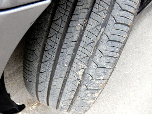 Used 2020 Jaguar XE S image 26