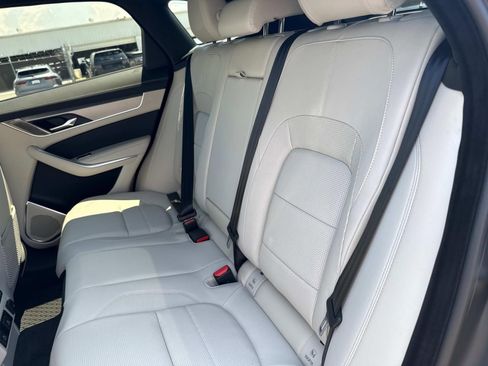 New 2026 Jaguar F-PACE R-Dynamic S image 7