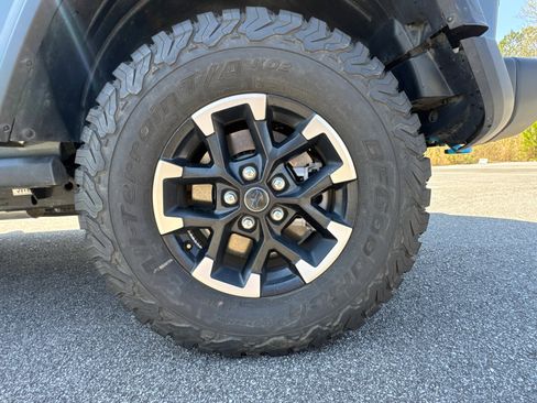 Used 2025 Jeep Wrangler Rubicon image 20