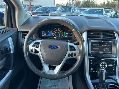 Used 2013 Ford Edge Limited AWD/4WD image 21