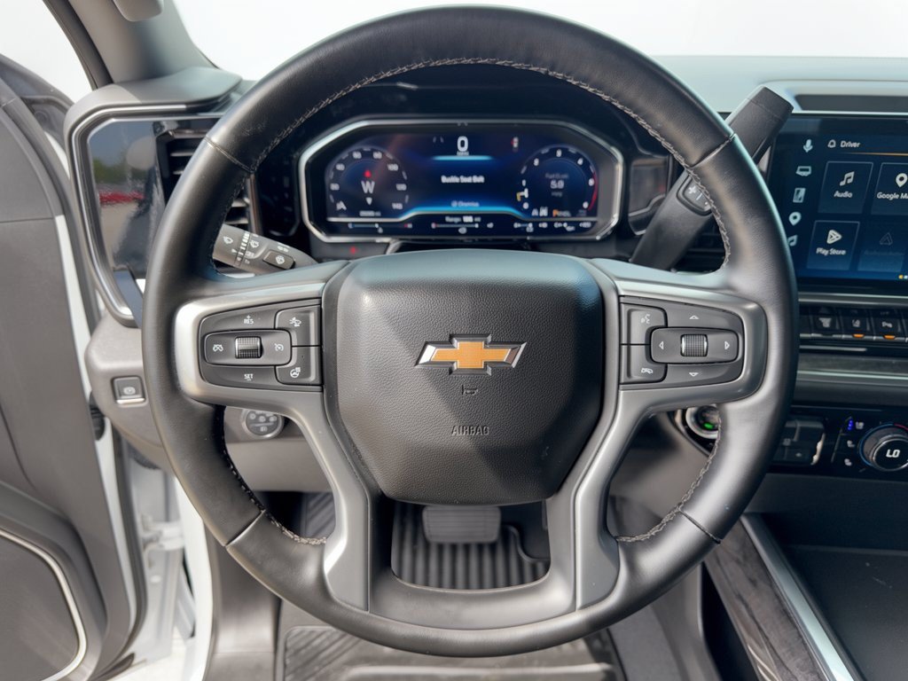 Used 2025 Chevrolet Silverado 3500 LTZ w/ LTZ Convenience Package AWD/4WD image 10