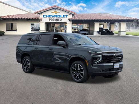 New 2026 Chevrolet Suburban RST w/ Comfort Package AWD/4WD image 2