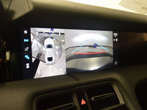 New 2026 Porsche Taycan RWD image 32