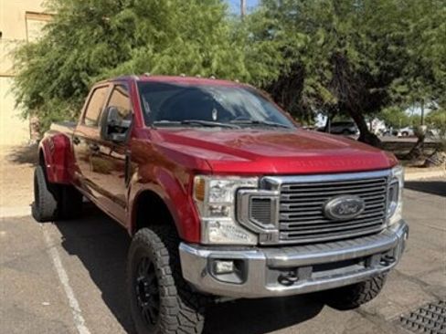 Used 2020 Ford F350 XLT w/ XLT Value Package AWD/4WD image 2