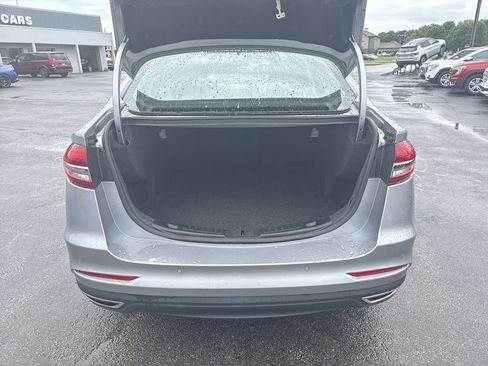 Used 2020 Ford Fusion SE AWD/4WD image 17