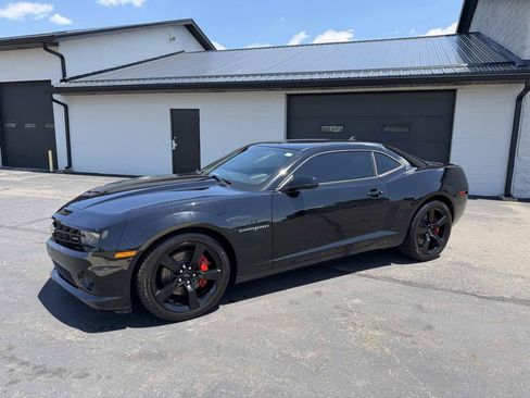 Used 2013 Chevrolet Camaro SS w/ RS Package RWD image 3