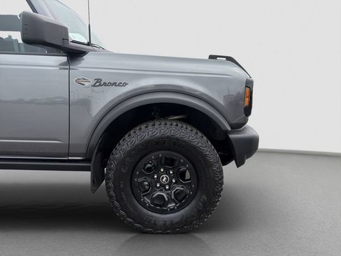 Used 2022 Ford Bronco Wildtrak AWD/4WD image 23