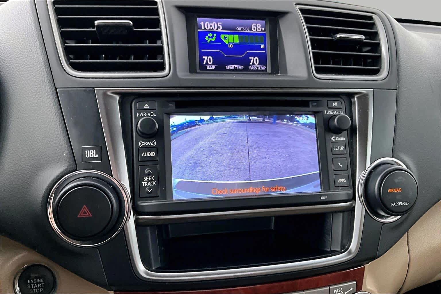 Used 2013 Toyota Highlander Limited AWD/4WD image 26
