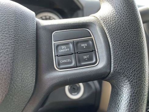 Used 2015 RAM 2500 SLT image 26