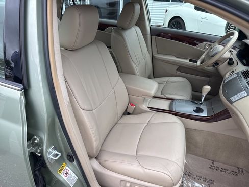 Used 2010 Toyota Avalon XLS image 21