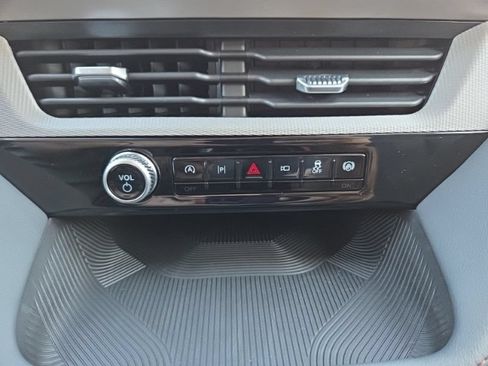 New 2026 Ford Explorer Active AWD/4WD image 39