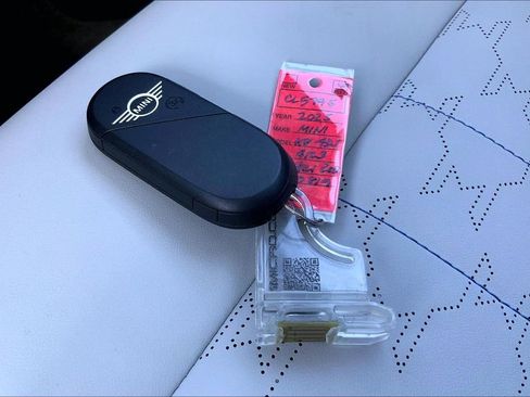 Certified 2025 MINI Cooper S image 15