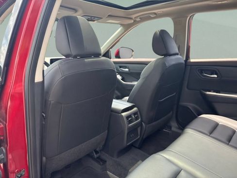 Used 2023 Nissan Rogue SL AWD/4WD image 27