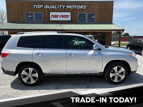 Used 2013 Toyota Highlander Limited FWD image 1