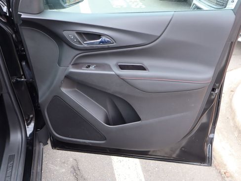 Used 2022 Chevrolet Equinox RS w/ LPO, Floor Liner Package image 36