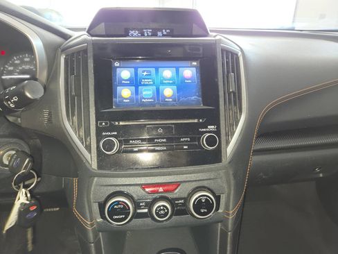 Used 2022 Subaru Crosstrek 2.0i Premium AWD/4WD image 30