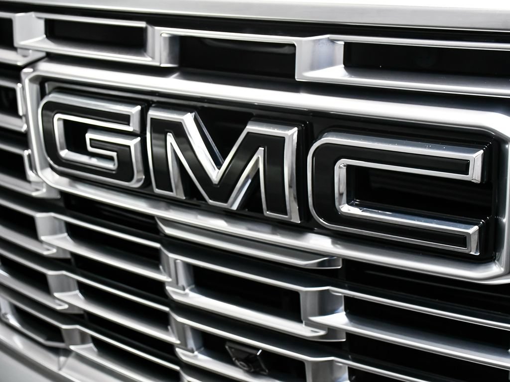 Used 2026 GMC Yukon XL Denali w/ Sun & Power Step Package AWD/4WD image 98
