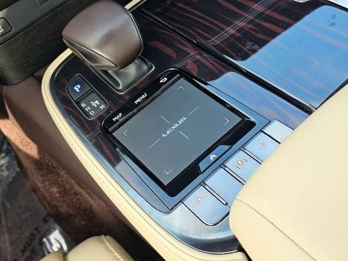 Used 2019 Lexus LS 500 500 Base image 35