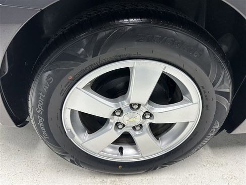 Used 2014 Chevrolet Cruze LT image 13