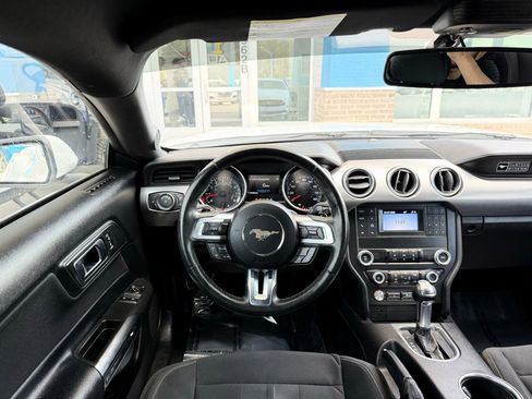 Used 2020 Ford Mustang GT image 32