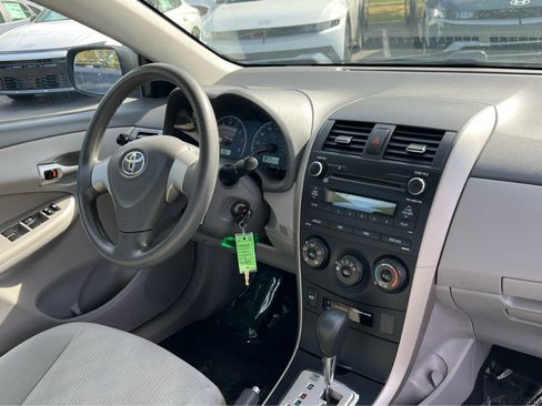 Used 2010 Toyota Corolla LE image 20