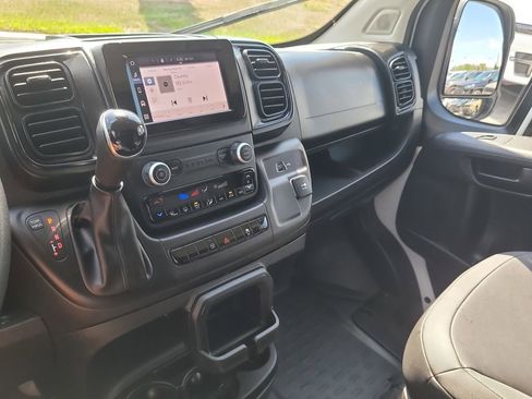 Used 2025 RAM ProMaster 2500 w/ Convenience Group FWD image 22