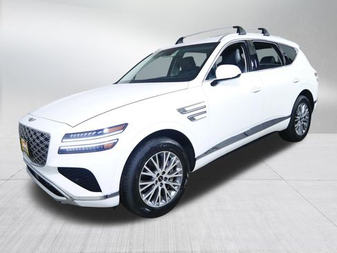 Certified 2025 Genesis GV80 2.5T Standard AWD/4WD image 3