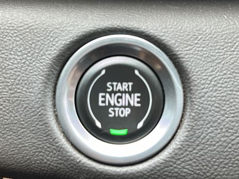 Used 2022 Cadillac Escalade ESV Premium Luxury RWD image 28