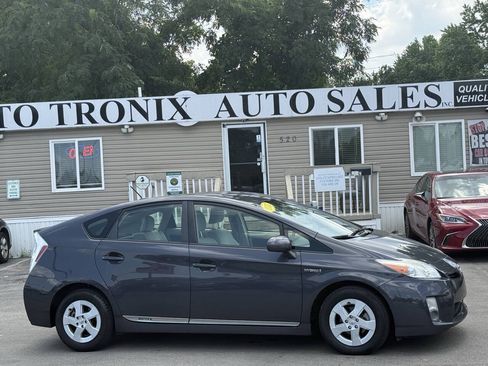 Used 2011 Toyota Prius Two FWD image 1