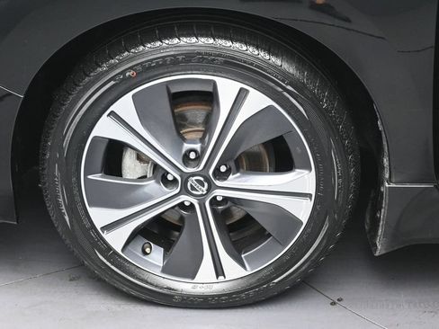 Used 2021 Nissan Leaf SL Plus FWD image 37