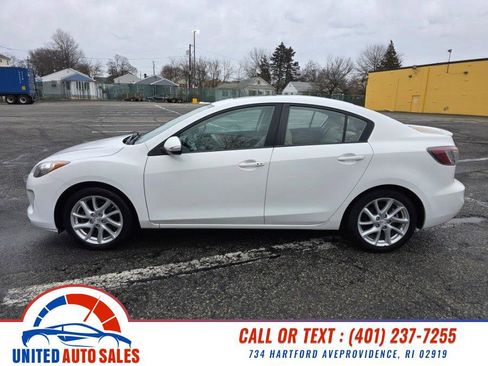 Used 2012 MAZDA MAZDA3 s Grand Touring image 2