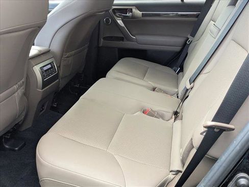 Used 2021 Lexus GX 460 Premium image 19
