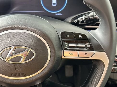 Used 2023 Hyundai Elantra Limited w/ Cargo Package image 25