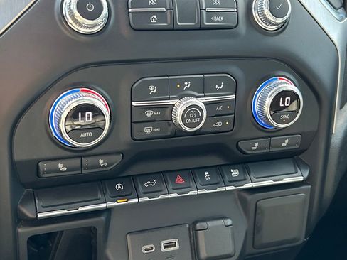 Used 2021 GMC Sierra 1500 Elevation image 31