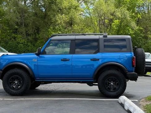 Certified 2023 Ford Bronco Wildtrak AWD/4WD image 4