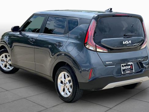 Used 2024 Kia Soul LX w/ Option Group 015 FWD image 12