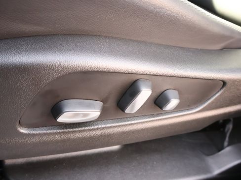 Used 2021 Cadillac XT5 Premium Luxury image 11