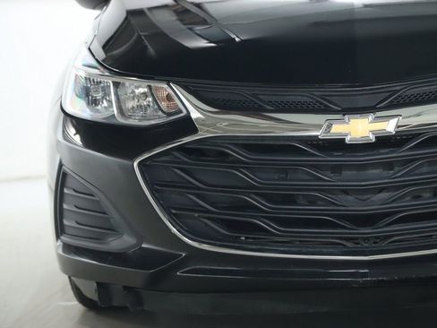 Used 2019 Chevrolet Cruze LS w/ LS Convenience Package image 6
