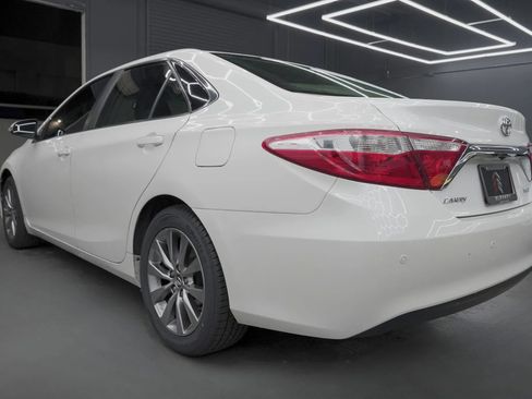 Used 2015 Toyota Camry XLE image 4
