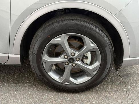 Certified 2024 Ford Escape ST-Line w/ Tech Pack #1 AWD/4WD image 5