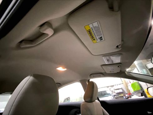 Used 2022 Honda HR-V LX image 13