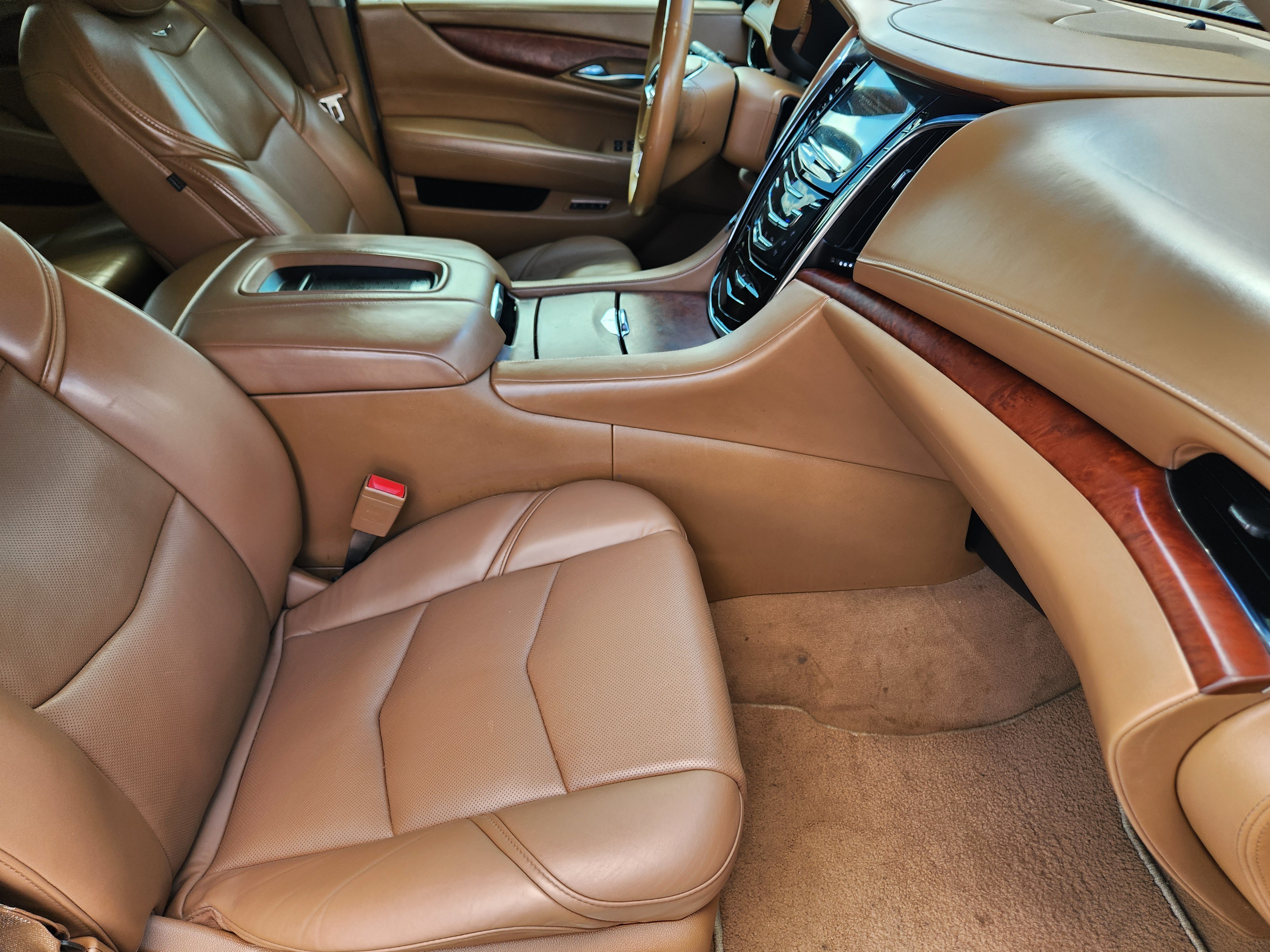 Used 2015 Cadillac Escalade ESV Platinum AWD/4WD image 10