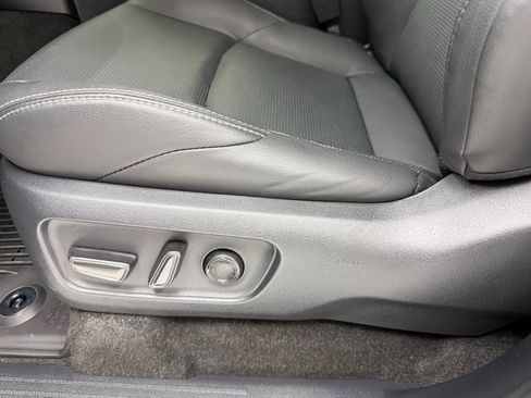 Used 2025 Toyota 4Runner Limited image 26