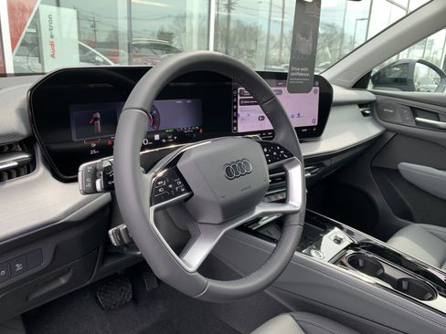 New 2026 Audi Q3 quattro 2.0T image 4